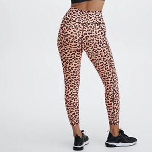 Define High-Waisted 7/8 Legging